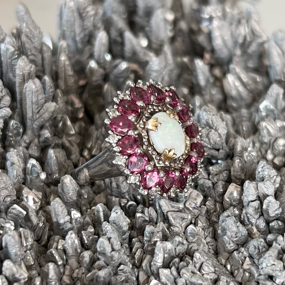 Vintage Sterling Silver Garnet + Ethiopian Opal Ring - Picture 7 of 11